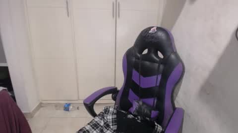 Luna online show from January 2025 01:54:01 AM