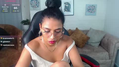 Snapshot of luna_sweet_tk chatting on June 2026 02:33:01 PM Luna online show from June 2026 02:33:01 PM