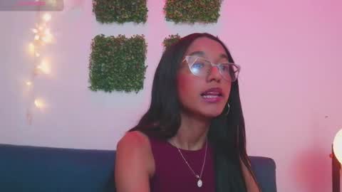 luna_valen online show from February 2026 09:53:01 PM