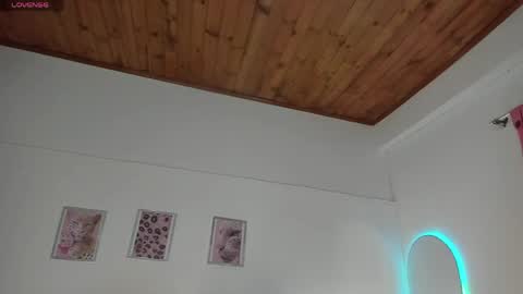 luna_velveth1 online show from April 2026 11:35:01 AM