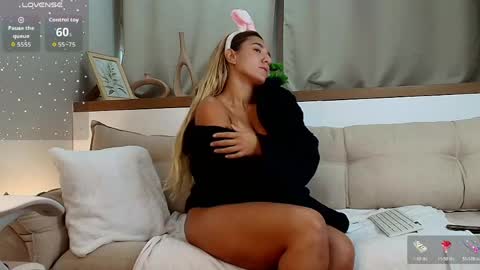 Luna online show from June 2026 04:24:02 PM