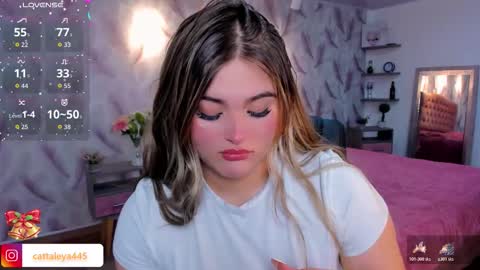  Luna online show from November 2025 02:43:02 AM