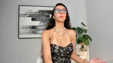 luna online show from March 2025 12:01:02 PM