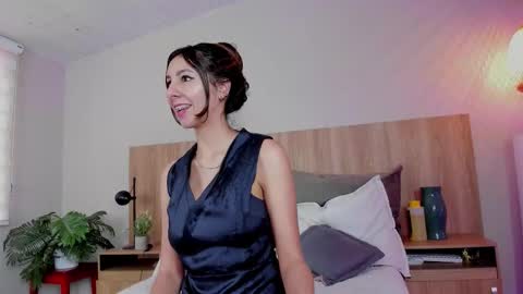 luna online show from October 2025 01:55:01 PM