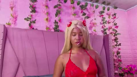 lunna online show from March 2026 03:36:01 AM