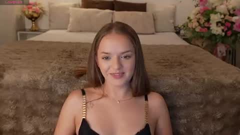 Snapshot of lunaaaura chatting on August 2026 12:54:01 AM Sophia online show from August 2026 12:54:01 AM