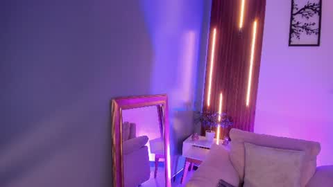 LunaaHarper online show from June 2026 05:37:01 PM