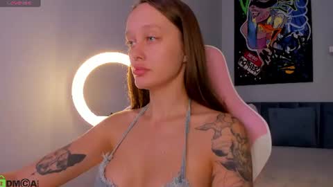 Snapshot of lunaawilde chatting on June 2026 01:06:01 AM lunaawilde online show from June 2026 01:06:01 AM