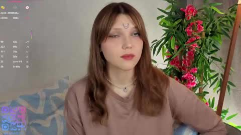 Luna online show from December 2025 05:01:01 AM