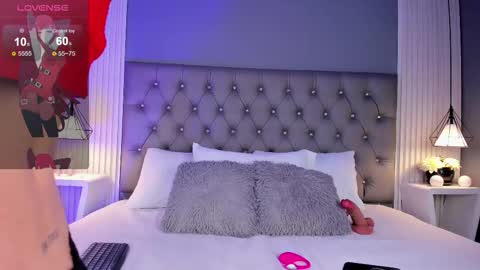 Snapshot of lunabloomn chatting on November 2025 05:25:01 PM Luna online show from November 2025 05:25:01 PM