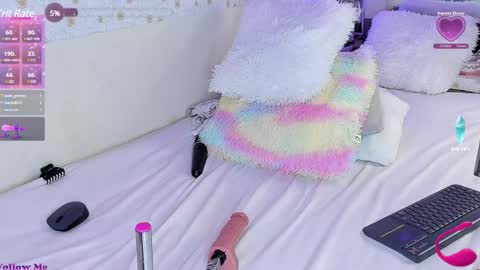 Luna online show from January 2025 10:54:01 PM