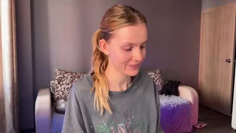 Britney online show from September 2025 06:26:02 AM