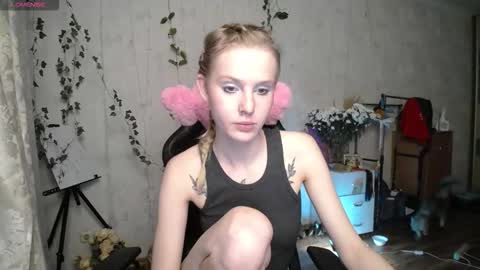 Britney online show from October 2025 08:09:02 PM