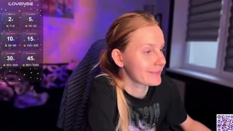 Britney online show from November 2025 03:02:01 PM