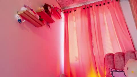 Scarleet online show from October 2025 08:16:02 PM