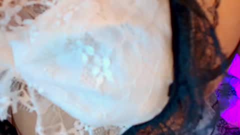 Scarleet online show from October 2025 06:56:01 PM