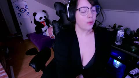 Luna online show from January 2026 08:08:01 AM