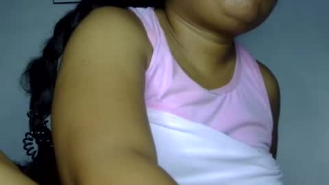Snapshot of lunalove90 chatting on February 2026 10:06:02 PM i am alessandra online show from February 2026 10:06:02 PM