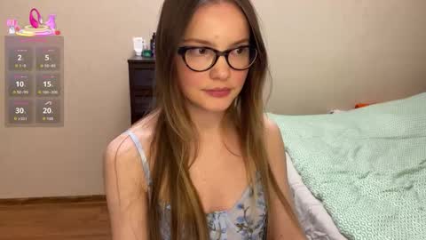 Snapshot of lunaorchid chatting on October 2025 12:00:01 AM Ksenya online show from October 2025 12:00:01 AM