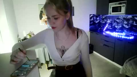 lunapeony online show from February 2026 03:49:02 PM