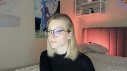 Snapshot of lunar_sofia chatting on November 2025 02:28:02 PM Sofia online show from November 2025 02:28:02 PM