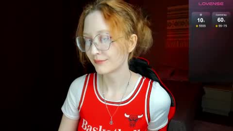 Snapshot of lunaterry chatting on June 2026 07:54:02 AM lunaterry online show from June 2026 07:54:02 AM