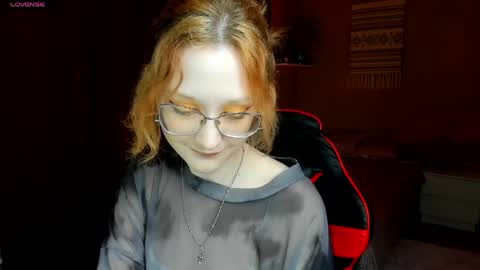 Snapshot of lunaterry chatting on June 2026 08:09:02 AM lunaterry online show from June 2026 08:09:02 AM