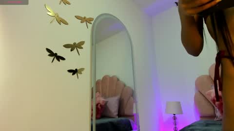 Snapshot of lunavelour_ chatting on May 2026 10:53:02 AM Luna online show from May 2026 10:53:02 AM