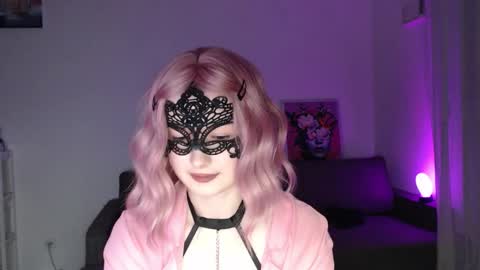 LunaXcherry online show from February 2026 05:12:02 PM