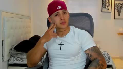 Lunay online show from March 2026 09:56:02 PM