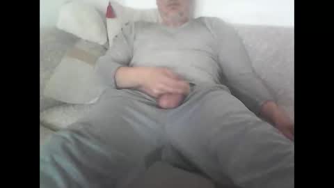 lunetticus online show from April 2026 06:22:01 AM