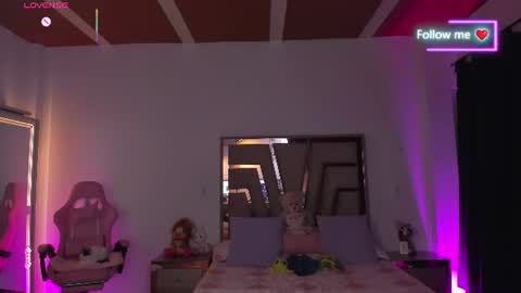 Snapshot of lunna_roosee chatting on June 2026 02:11:01 AM LUNA ROSE online show from June 2026 02:11:01 AM