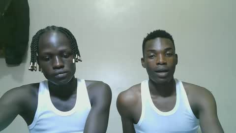 luoislove online show from November 2025 06:07:02 PM