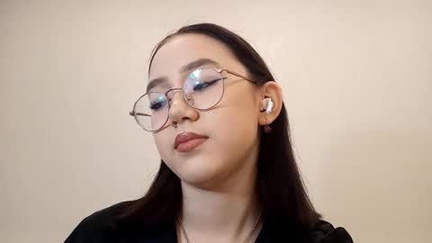 Roxie online show from March 2026 01:02:01 PM