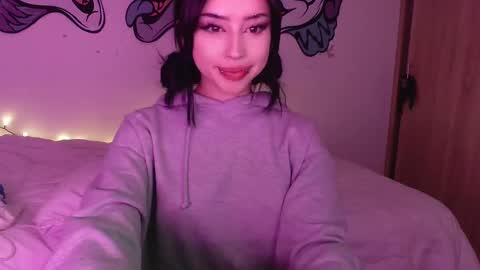 Snapshot of lustful_aprilx chatting on December 2024 04:36:02 AM Valerie April online show from December 2024 04:36:02 AM