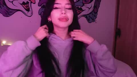 Snapshot of lustful_aprilx chatting on December 2024 07:40:02 AM Valerie April online show from December 2024 07:40:02 AM