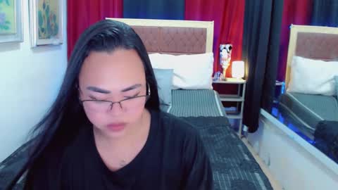 Trina online show from February 2025 05:01:01 AM