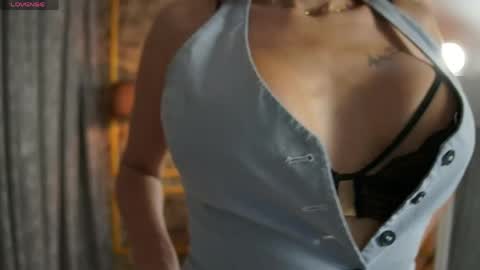 Snapshot of lustfulsin_ chatting on June 2026 06:07:02 PM Deea And Chris online show from June 2026 06:07:02 PM
