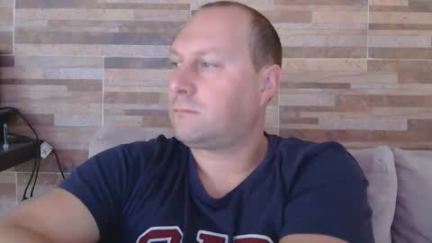 lustonfan online show from May 2026 01:07:02 PM