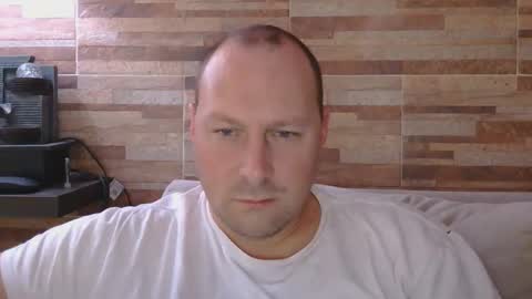 lustonfan online show from May 2026 12:48:01 PM