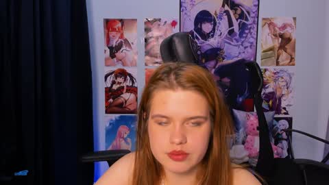 lusy_puff online show from December 2024 03:55:01 PM