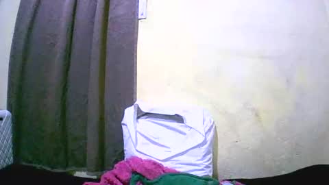 lutchia online show from October 2025 06:49:02 PM