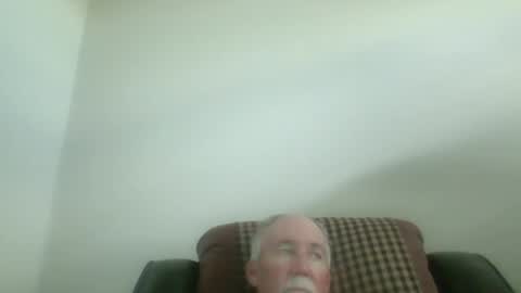 Snapshot of luv269er chatting on May 2026 08:58:02 PM luv269er online show from May 2026 08:58:02 PM