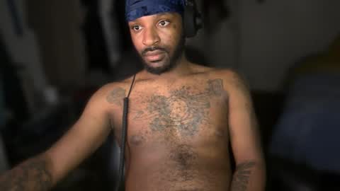 luverboi online show from February 2026 12:42:02 AM