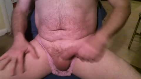 Snapshot of luvshairypeeps chatting on December 2024 01:10:02 PM luvshairypeeps online show from December 2024 01:10:02 PM