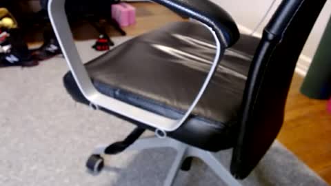 Snapshot of luvshonitoff chatting on January 2025 12:35:02 AM Jim Bo online show from January 2025 12:35:02 AM