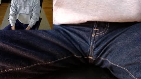 Snapshot of luvshonitoff chatting on January 2025 11:43:01 PM Jim Bo online show from January 2025 11:43:01 PM