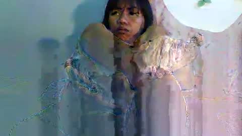 Snapshot of luvu4everxxx chatting on November 2025 02:12:02 AM Bee Bee online show from November 2025 02:12:02 AM