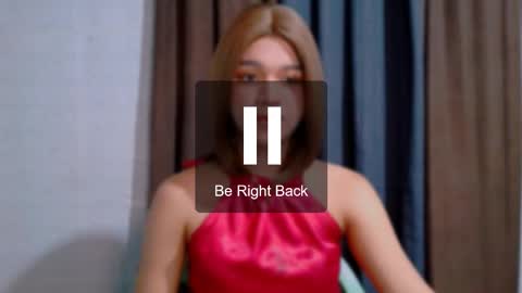 queen lux online show from February 2026 07:18:01 PM