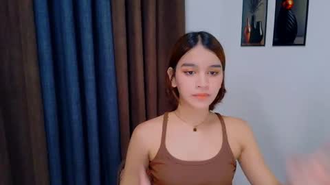 Snapshot of lux_white chatting on June 2026 06:01:02 PM queen lux online show from June 2026 06:01:02 PM